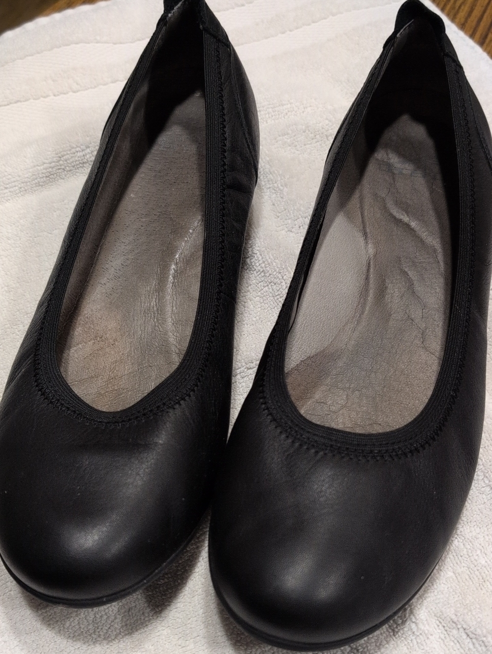 Dansko Black Leather Ballet Flats